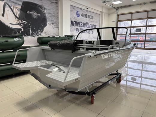 Моторная лодка, Тактика 430 DC (Comfort), серый с Marine Rocket MR40FFES-T