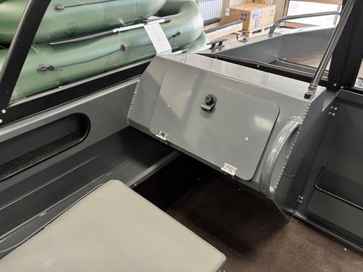 Моторная лодка, Тактика 430 DC, графит