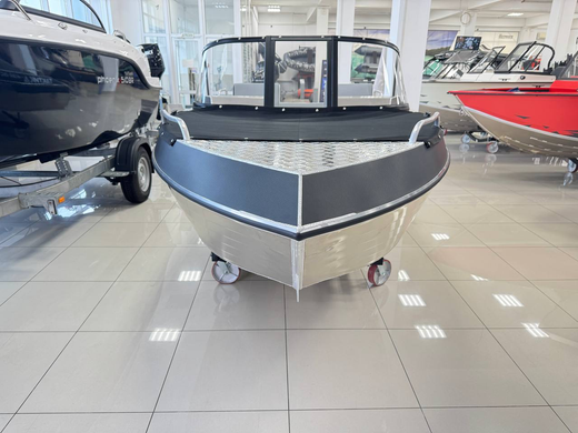 Моторная лодка, Тактика 430 DC