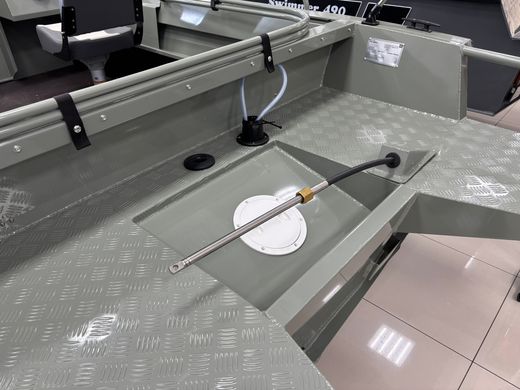 Моторная лодка, Тактика 460 DC (Comfort), хаки с Suzuki DF50ATL