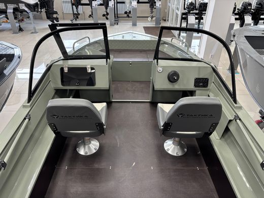 Моторная лодка, Тактика 460 DC (Comfort), хаки с Suzuki DF60ATL