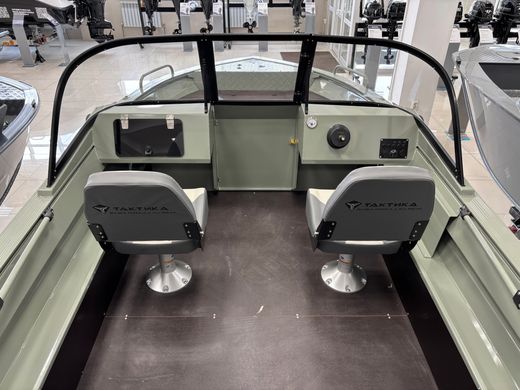Моторная лодка, Тактика 460 DC (Comfort), хаки