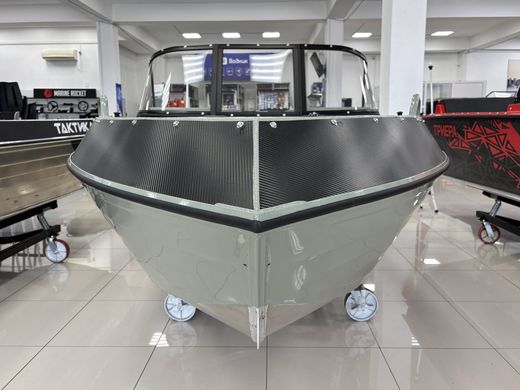 Моторная лодка, Тактика 460 DC