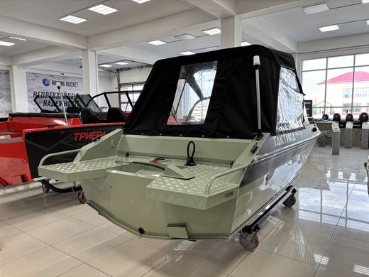 Моторная лодка, Тактика 460 DC