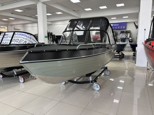 Моторная лодка, Тактика 460 DC
