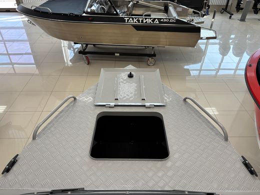 Моторная лодка, Тактика 460, серый с Marine Rocket MR40FFEL-T