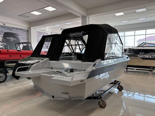 Моторная лодка, Тактика 460, серый с Suzuki DF50ATL