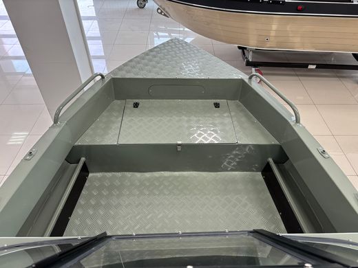 Моторная лодка, Тактика 490 DC, хаки с Suzuki DF60ATL