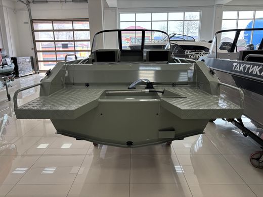 Моторная лодка, Тактика 490 DC, хаки