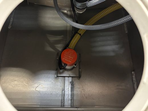 Моторная лодка, Тактика 490 DC, хаки