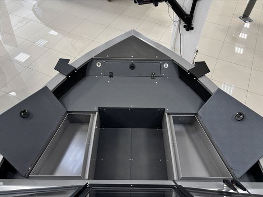 Моторная лодка, Триера 460 BR_new, серый с Marine Rocket MREF60FUEL-T