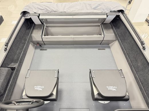 Моторная лодка, Триера 460 BR_new, серый (тент ходовой, стояночный, транспортировочный) с Marine Rocket MREF60FUEL-T