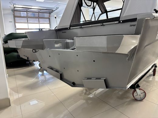 Моторная лодка, Триера 460 BR_new, серый