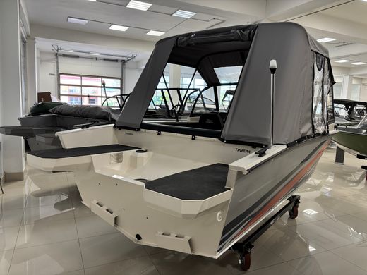 Моторная лодка, Триера 460 FISH_new, белый с Marine Rocket MREF60FUEL-T