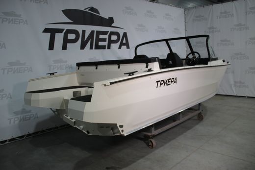 Моторная лодка, Триера 470 FISH, белый