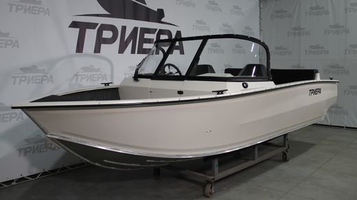 Моторная лодка, Триера 470 FISH, белый