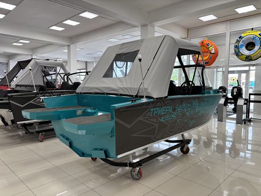 Моторная лодка, Триера 470 FISH, бирюзовый с Marine Rocket MREF60FUEL-T