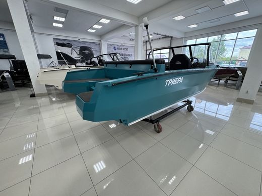 Моторная лодка, Триера 470 FISH, бирюзовый