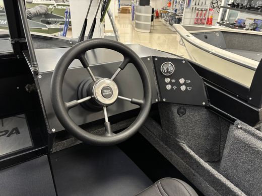 Моторная лодка, Триера 470 FISH, черный с Marine Rocket MREF60FUEL-T