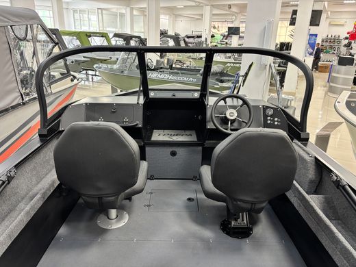 Моторная лодка, Триера 470 FISH, черный с Marine Rocket MREF60FUEL-T