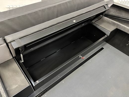 Моторная лодка, Триера 470 FISH, черный с Marine Rocket MREF60FUEL-T