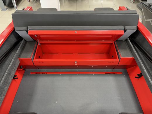 Моторная лодка, Триера 470 FISH, красный с Marine Rocket MREF60FUEL-T