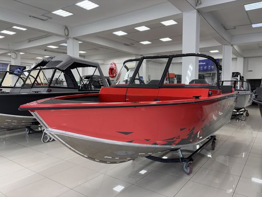 Моторная лодка, Триера 470 FISH, красный с Marine Rocket MREF60FUEL-T