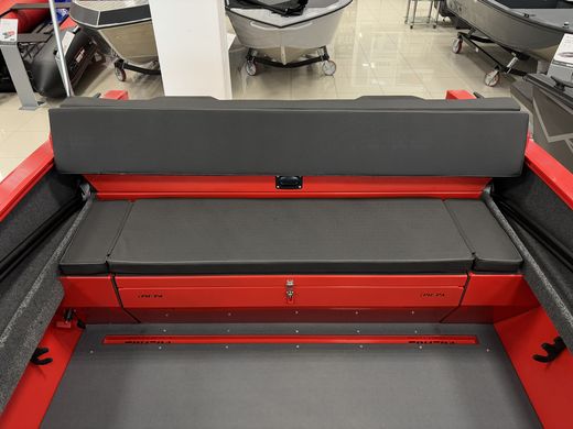 Моторная лодка, Триера 470 FISH, красный