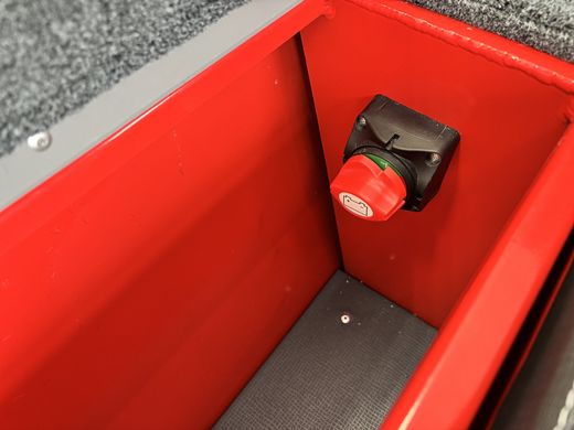 Моторная лодка, ТРИЕРА 490 FISH, красный с Suzuki DF70ATL