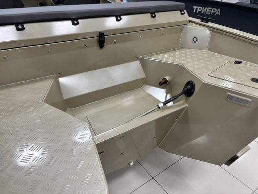 Моторная лодка, Viсtory A4, квинтет, пустыня
