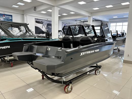 Моторная лодка, Xstream 420X, графит c Marine Rocket MR40FFES