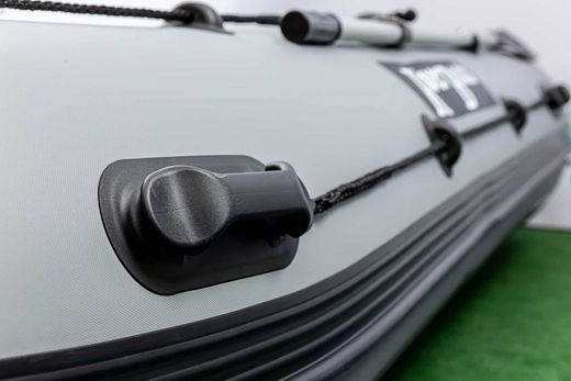 Надувная лодка ПВХ, RiverBoats RB 390 НДНД, черно-серый, уцененная