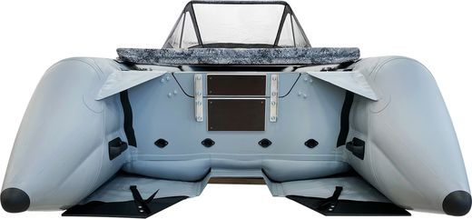 Надувная лодка ПВХ, Шерпа 500 JET, бронь ТПУ 0,7 дна и баллонов, усиление транца, разъемный транец, тент, фартук носовой, накладка на сиденье, тент трапортировочный, транцевые плиты, серый
