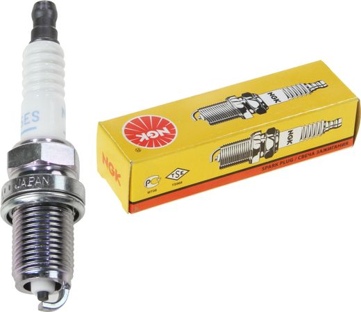 Свеча зажигания NGK BKR6ES, 3783