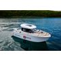 Катер Феникс 700 Cabin белый